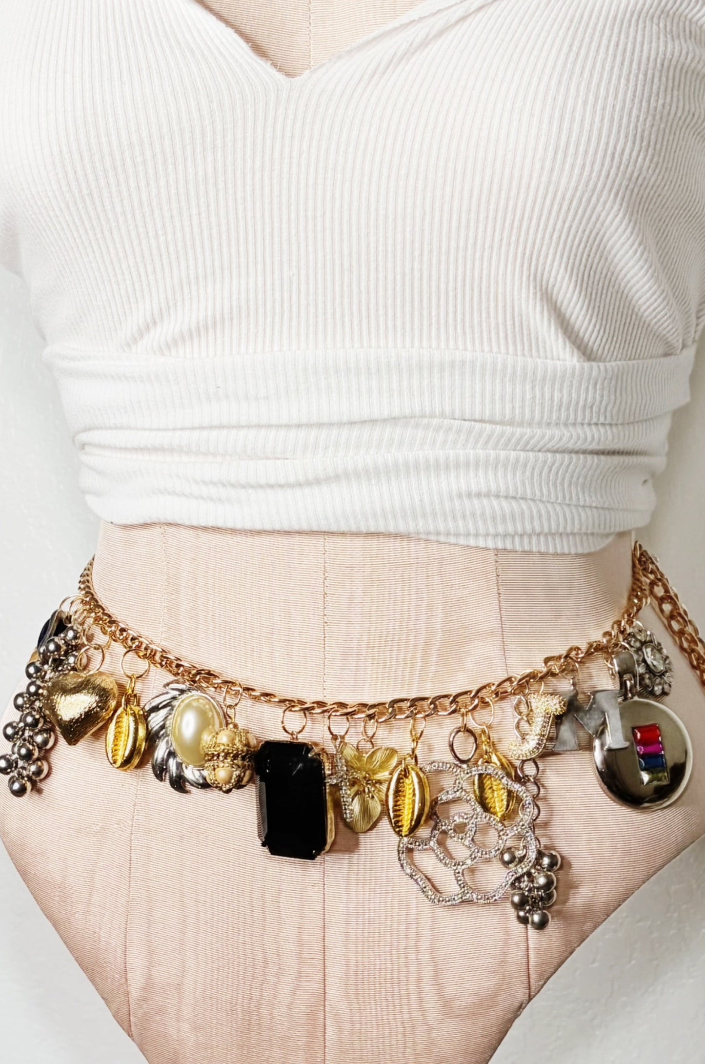 The Caviar Chain belt