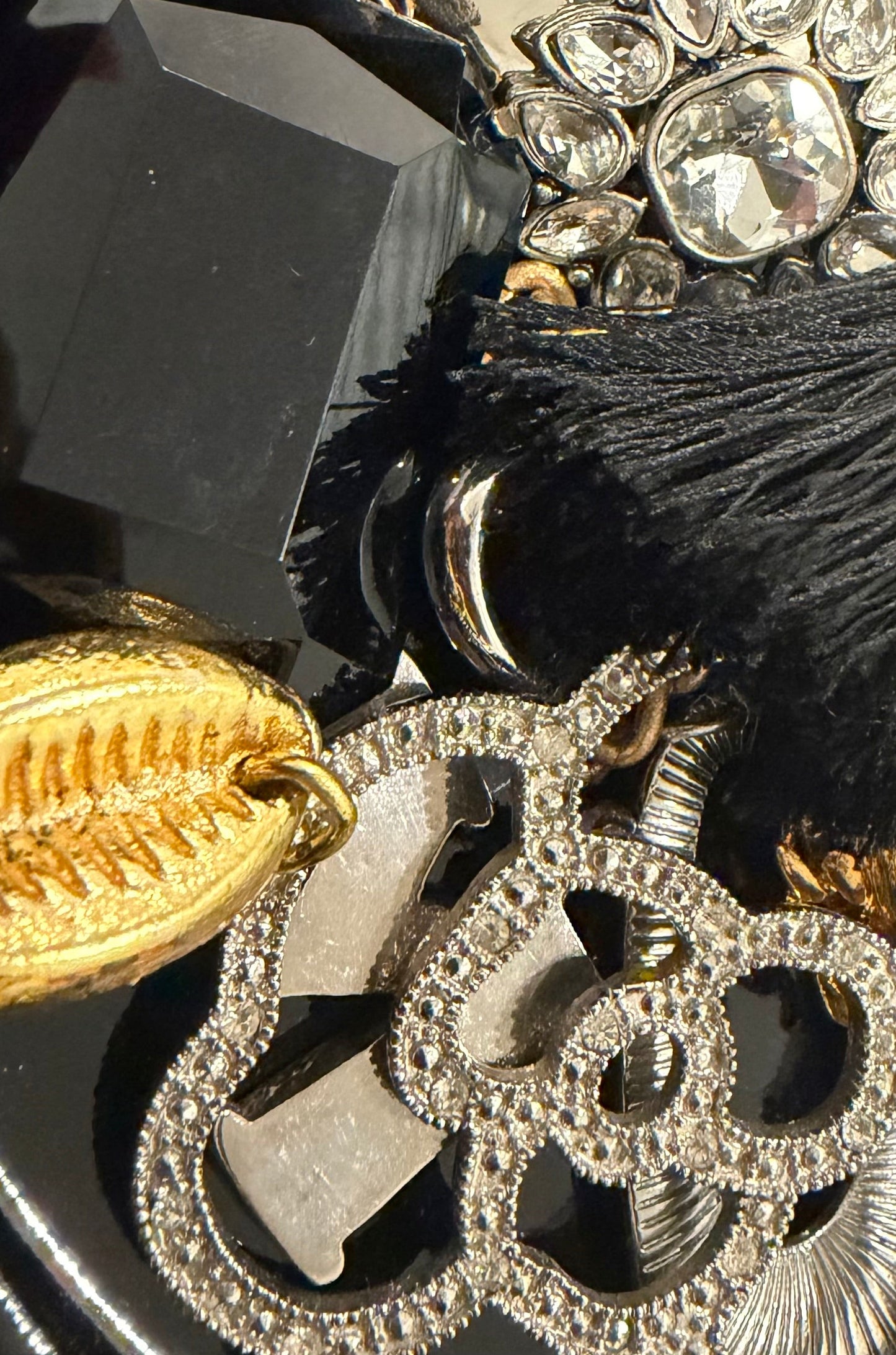 The Caviar Chain belt