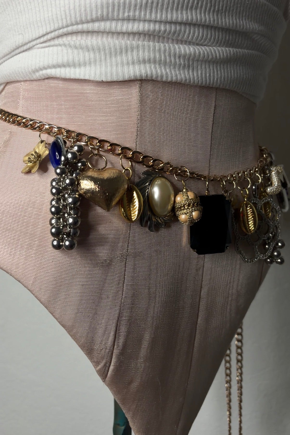The Caviar Chain belt